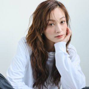 西山 茉希